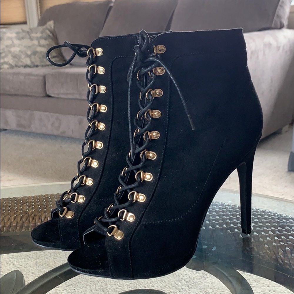 Black lace up velvet heels with gold brackets